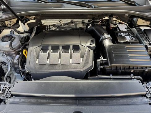 Certified 2025 Audi Q3 2.0T Premium Plus w/ Premium Plus Package image 35