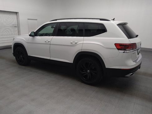 Used 2023 Volkswagen Atlas SE w/ Black Wheel Package FWD image 3