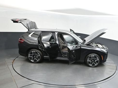 Certified 2025 BMW X3 xDrive30i w/ Premium Package AWD/4WD image 50