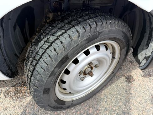 Used 2019 Nissan NV200 S image 29