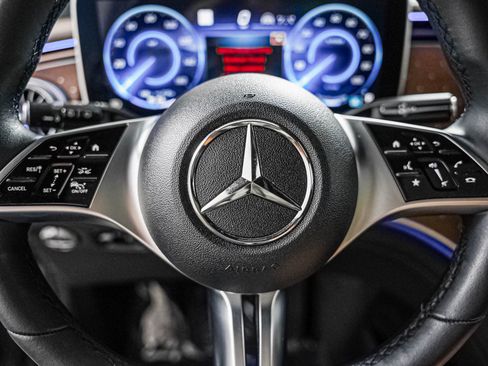Certified 2023 Mercedes-Benz EQE 350+ 4MATIC SUV image 15