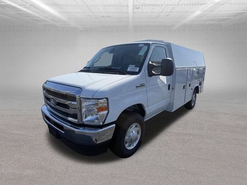 New 2026 Ford E-350 and Econoline 350 Super Duty w/ Power Equipment Group RWD image 10