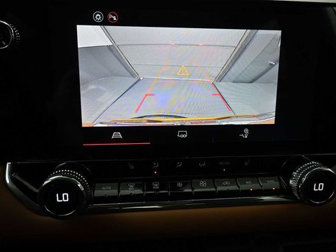 New 2026 GMC Canyon AT4 image 14