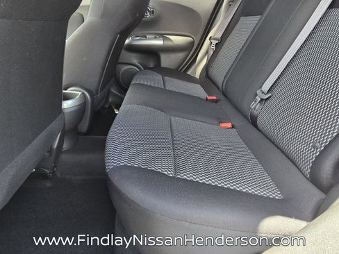 Used 2017 Nissan Juke S FWD image 11