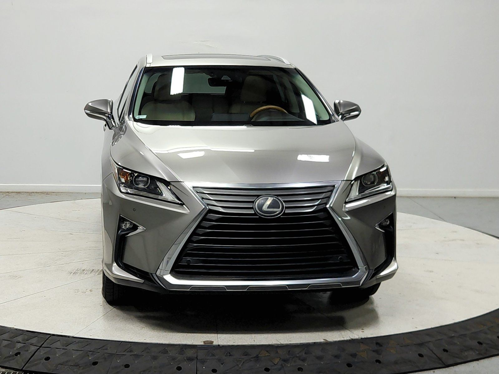 Used 2019 Lexus RX 350 FWD image 3