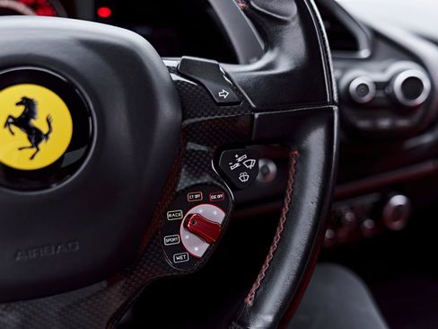 Used 2018 Ferrari 488 GTB RWD image 66