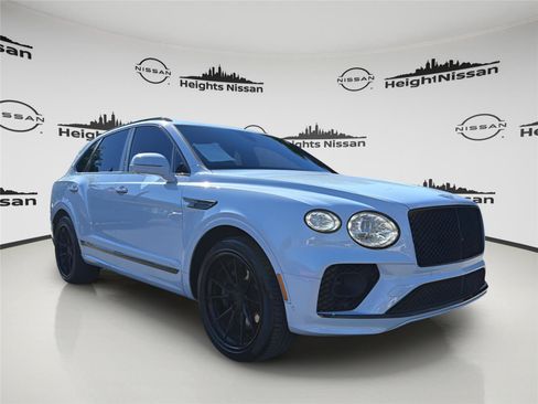 Used 2021 Bentley Bentayga AWD/4WD image 7