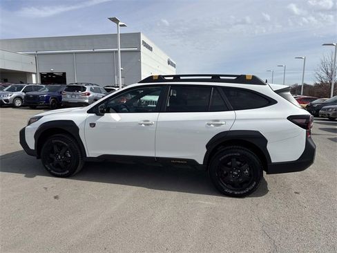 Used 2025 Subaru Outback Wilderness image 7