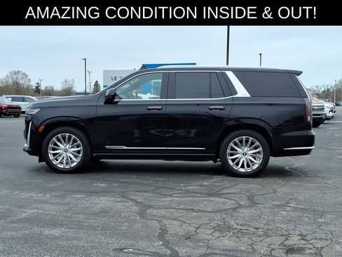 Used 2021 Cadillac Escalade Premium Luxury w/ Driver Assist Tech Package AWD/4WD image 4