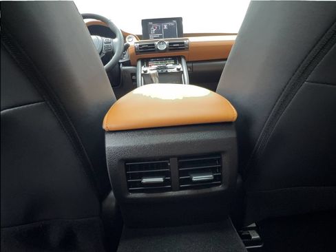 Used 2023 Lexus IS 300 w/ Premium Package RWD image 40