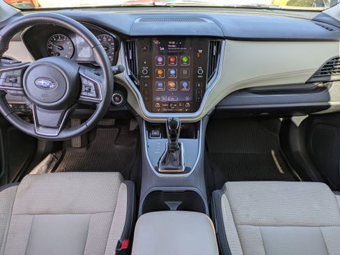 Used 2020 Subaru Outback Premium image 17