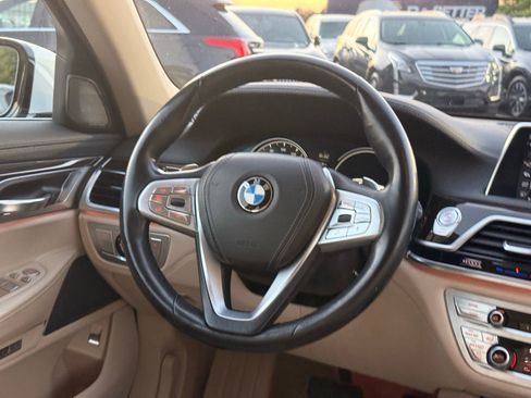 Used 2016 BMW 740i RWD image 38