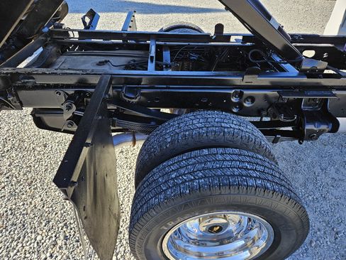 Used 2015 Ford F350 XL image 15