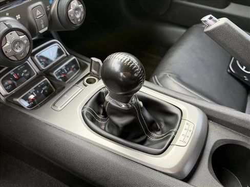 Used 2010 Chevrolet Camaro SS image 18