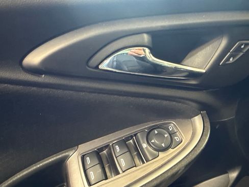 Used 2024 Chevrolet Malibu LT FWD image 20