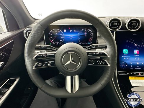 Used 2025 Mercedes-Benz GLC 350e 4MATIC image 12