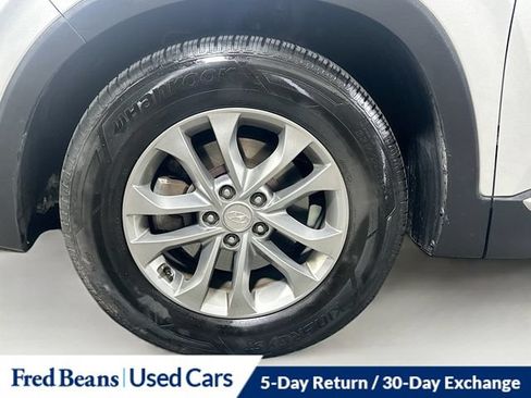 Used 2019 Hyundai Santa Fe SEL AWD/4WD image 37