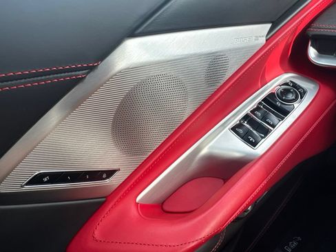 Used 2021 Chevrolet Corvette Stingray Premium Conv w/ Z51 Performance Package RWD image 29