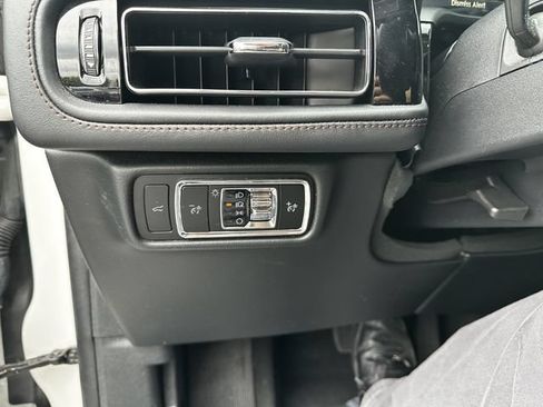 Certified 2023 Lincoln Aviator AWD w/ Premium Package image 30