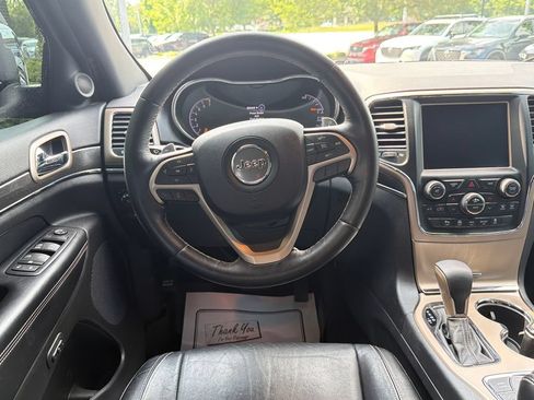 Used 2016 Jeep Grand Cherokee Limited AWD/4WD image 28