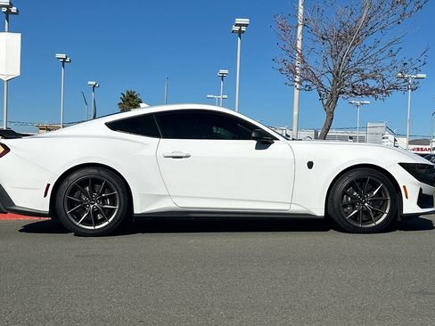 Used 2024 Ford Mustang Dark Horse image 3