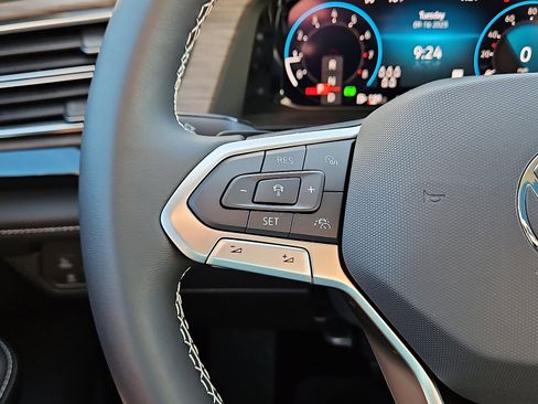 New 2026 Volkswagen Atlas SEL image 18