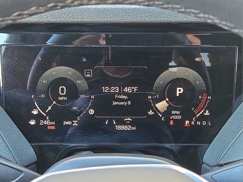 Used 2025 GMC Yukon Denali image 28