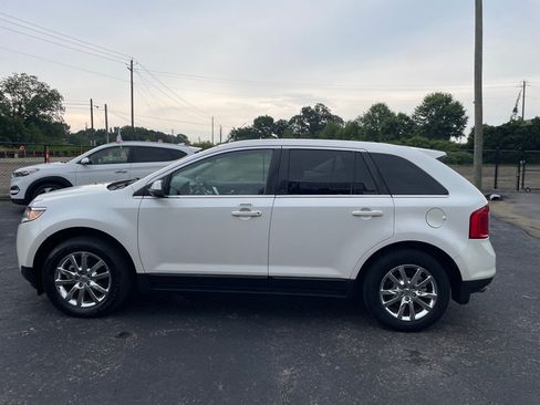 Used 2013 Ford Edge Limited FWD image 3