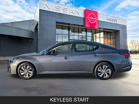 Certified 2025 Nissan Altima 2.5 S image 5