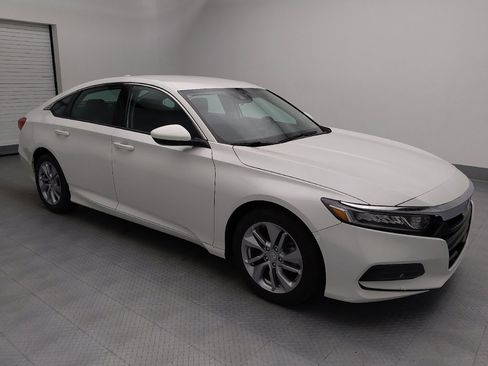 Used 2018 Honda Accord LX image 11