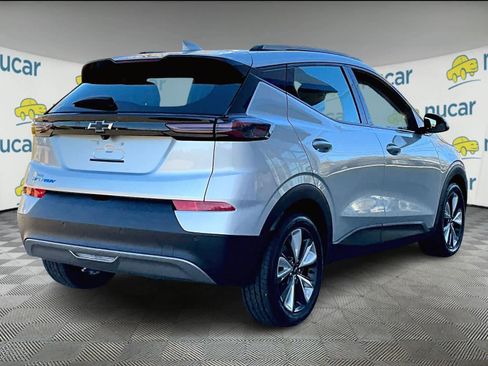 Certified 2023 Chevrolet Bolt EUV LT w/ Convenience Package image 6