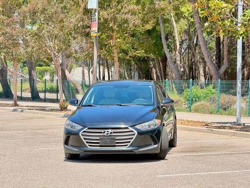 Used 2018 Hyundai Elantra SEL FWD image 7
