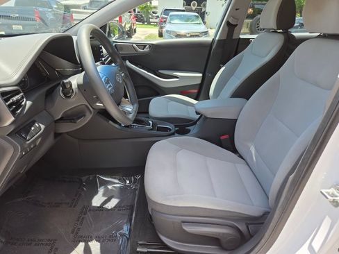 Used 2021 Hyundai Ioniq Blue FWD image 27