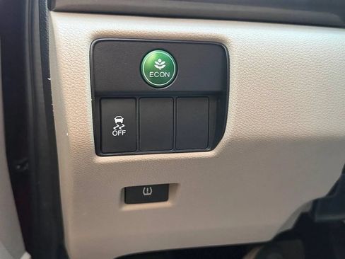 Used 2016 Honda Accord EX-L image 47