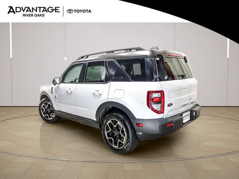 Used 2025 Ford Bronco Sport Outer Banks w/ Outer Banks Tech Package+ AWD/4WD image 5