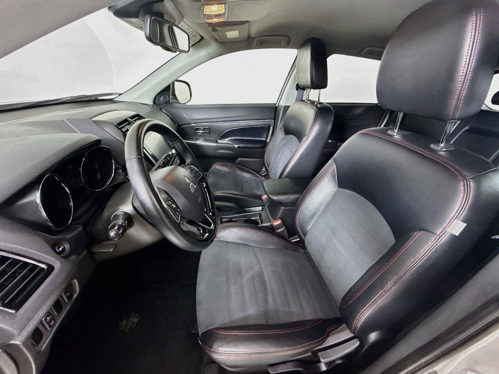 Used 2024 Mitsubishi Outlander Sport ES AWD/4WD image 5