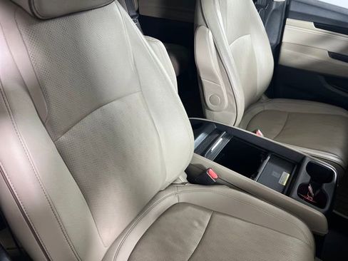 Used 2022 Honda Odyssey Elite image 43
