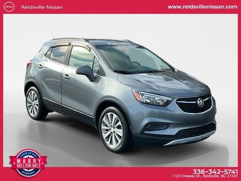 Used 2020 Buick Encore Preferred image 8