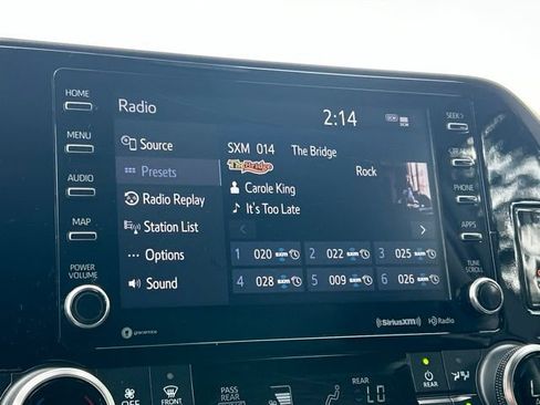 Used 2021 Toyota Highlander XLE AWD/4WD image 80