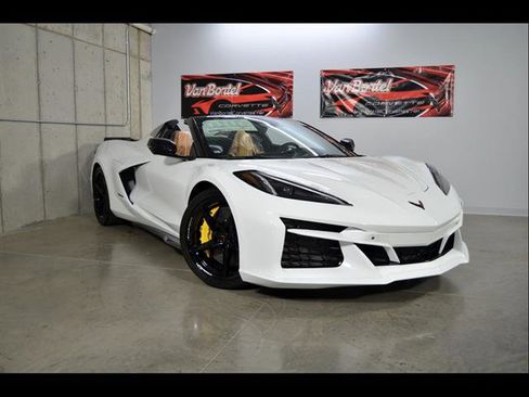 New 2025 Chevrolet Corvette E-Ray image 1