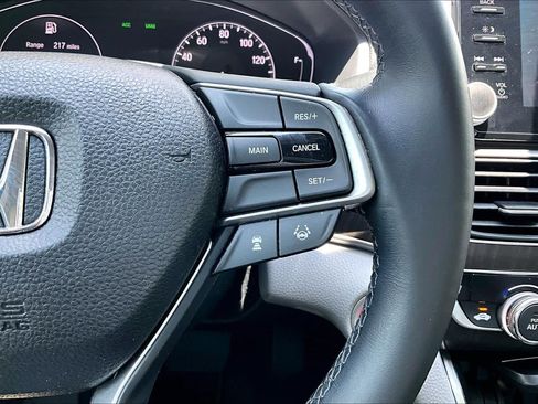 Used 2018 Honda Accord EX-L image 22