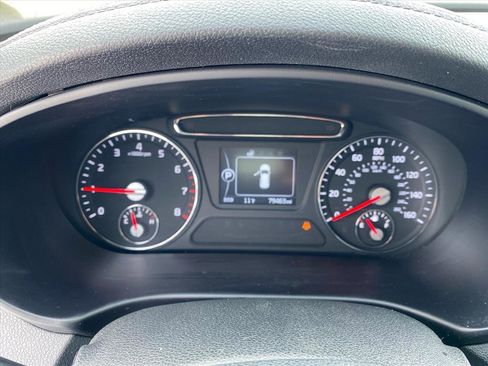 Used 2018 Kia Sorento LX image 14