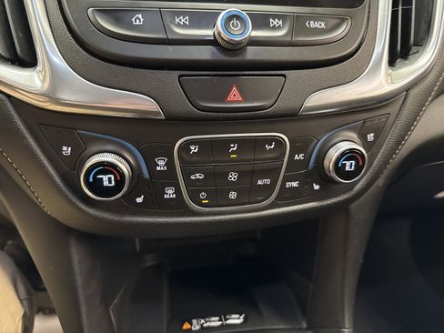 Used 2020 Chevrolet Equinox Premier image 39