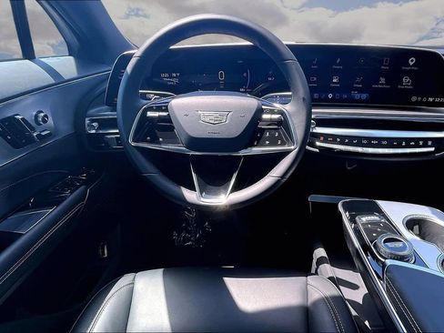 Certified 2024 Cadillac Lyriq Tech w/ Driver Assist Package AWD/4WD image 8
