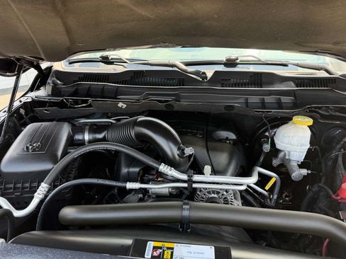 Used 2018 RAM 1500 Express w/ Express Value Package AWD/4WD image 20