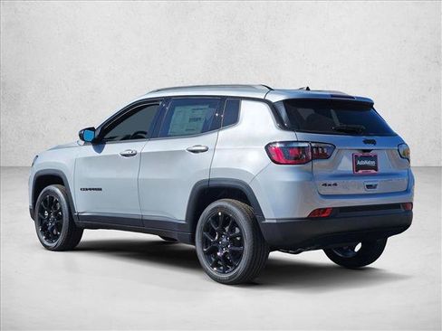 New 2026 Jeep Compass Latitude AWD/4WD image 9