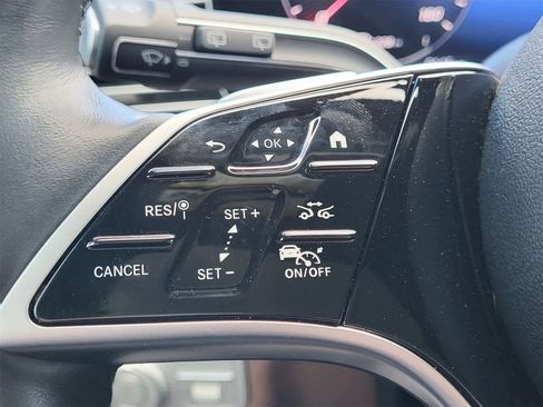 Used 2024 Mercedes-Benz GLS 450 4MATIC image 17