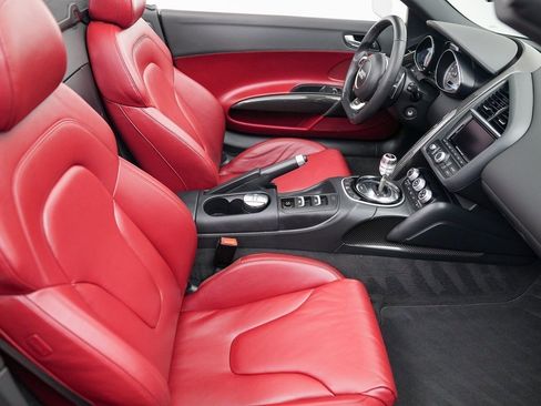 Used 2015 Audi R8 V8 image 31