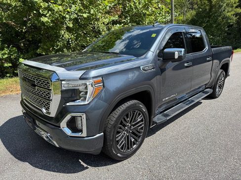 Used 2021 GMC Sierra 1500 Denali w/ Driver Alert Package II AWD/4WD image 2