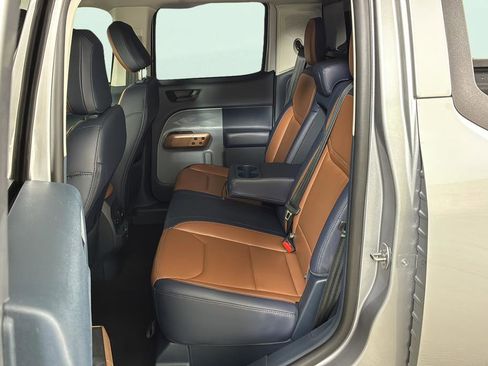 Used 2023 Ford Maverick Lariat w/ Lariat Luxury Package image 14